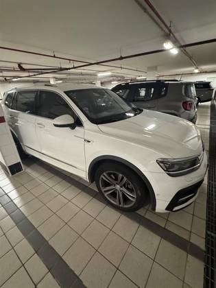 VOLKSWAGEN TIGUAN 2.0 350 TSI GASOLINA ALLSPACE R-LINE 4MOTION DSG VOLKSWAGEN TIGUAN 2.0 350 TSI GASOLINA ALLSPACE R-LINE 4MOTION DSG